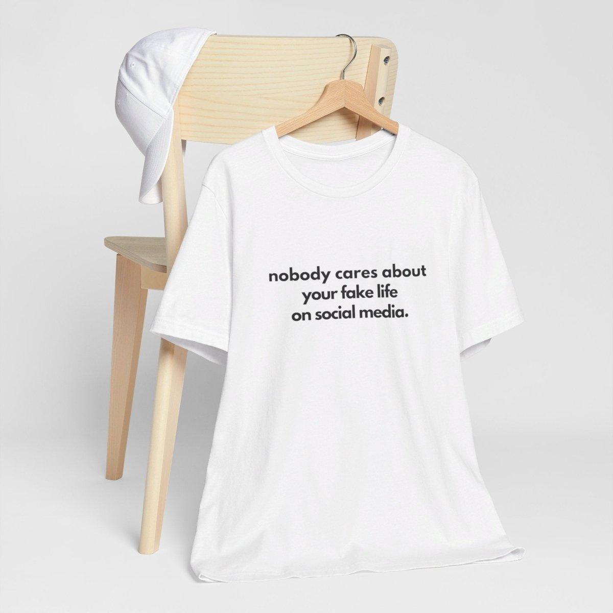 FAKE LIFE Tee - Wandschmuck-Shop.de