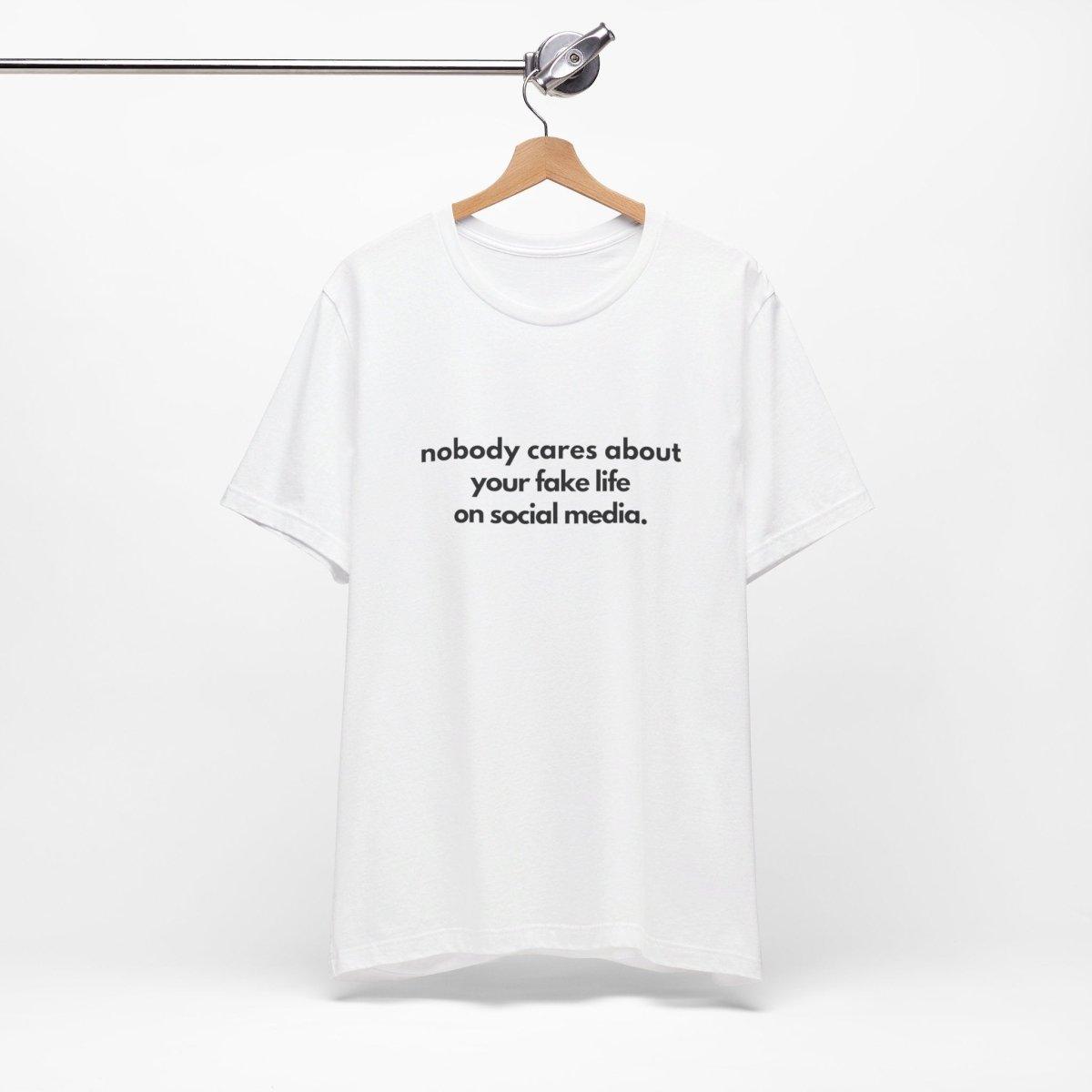 FAKE LIFE Tee - Wandschmuck-Shop.de